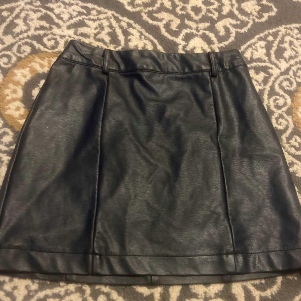 Forever 21 Black Faux Leather Mini Skirt